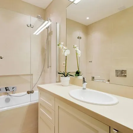 Apartment Saint Germain - Pont Neuf City Apartment Paris
